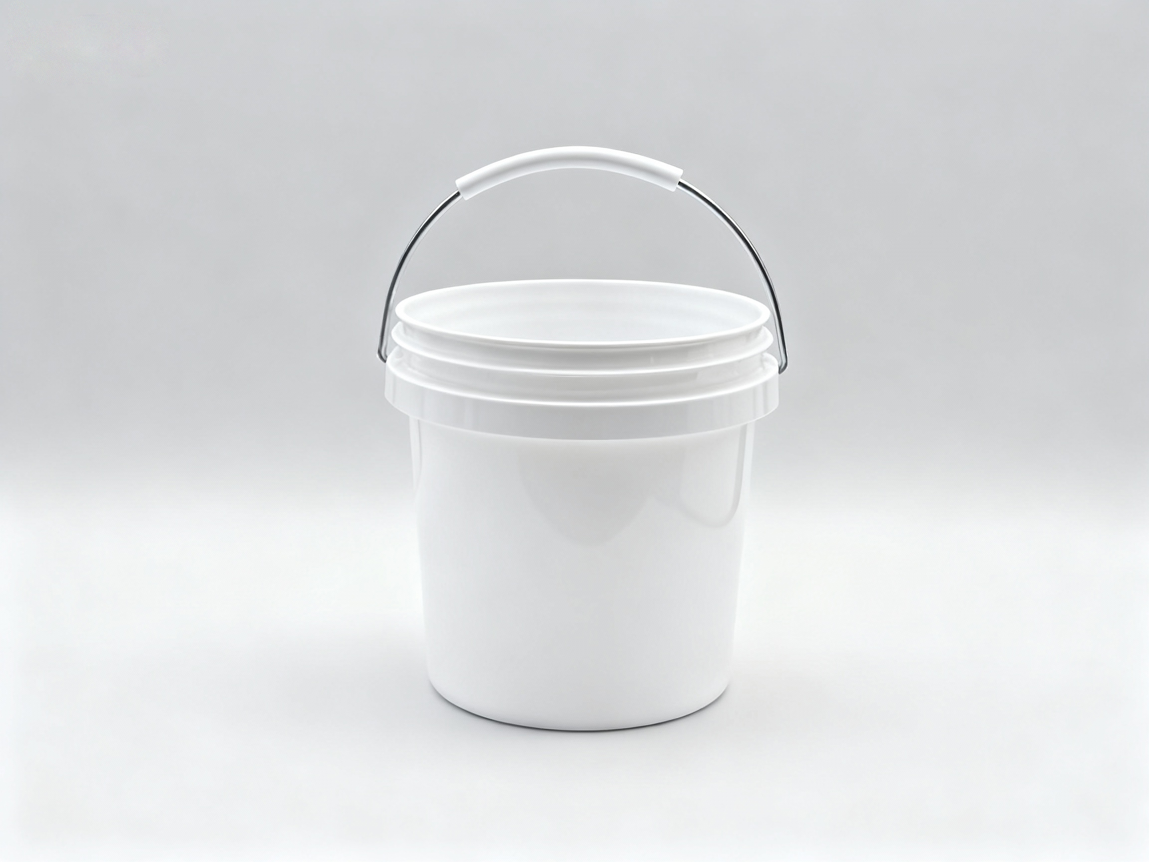 UMETASS presenta manija metálica opcional para cubos de la serie LK de 0,5 l