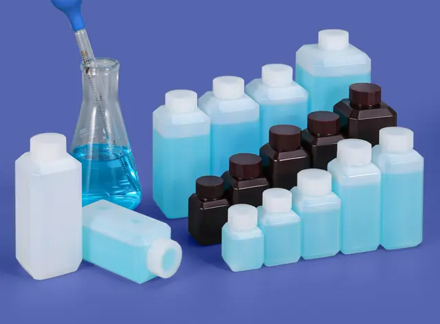 Botella química de plástico